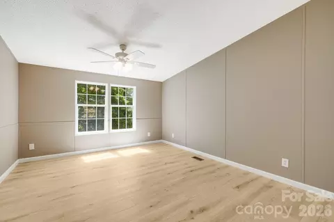 Bedroom - 81 Spring Mountain Rd, Fairview, NC 28730 photo 1 of 5