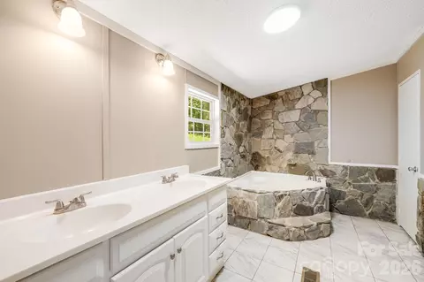 Bath - 81 Spring Mountain Rd, Fairview, NC 28730 photo 1 of 2
