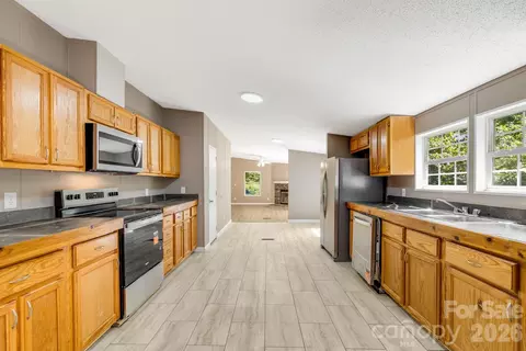 Kitchen - 81 Spring Mountain Rd, Fairview, NC 28730 photo 1 of 2
