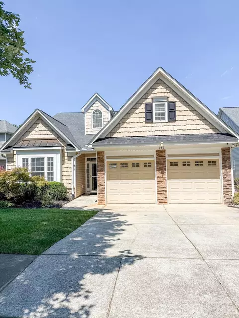 141 Wren Hill Dr, Mooresville, NC 28115