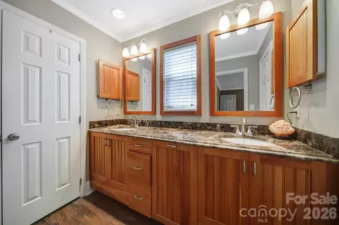Bath - 445 Cranborne Chase, Fort Mill, SC 29708 photo 1 of 7