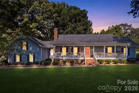 9319 Old Gold Mine Ct, Mint Hill, NC 28227