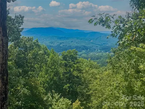 204 Forge Crest 38 Dr #38, Mills River, NC 28759