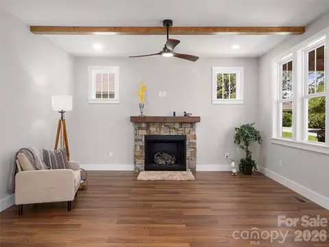 Living - 42 Summit Ave, Brevard, NC 28712 photo 2 of 4