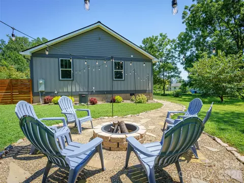 Exterior - 42 Summit Ave, Brevard, NC 28712 photo 12 of 12