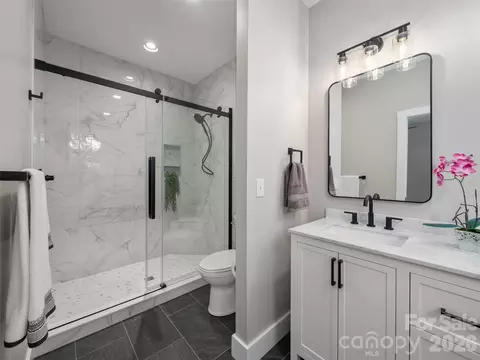 Bath - 42 Summit Ave, Brevard, NC 28712 photo 3 of 4