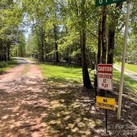 144 G T Wells Circle Cir, Forest City, NC 28043