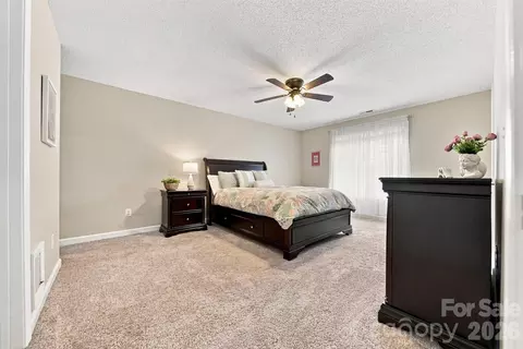 Bedroom - 6011 Dockside Dr, Hickory, NC 28601 photo 2 of 3