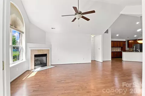 Living - 821 Ledgestone Ct, Tega Cay, SC 29708 photo 6 of 6