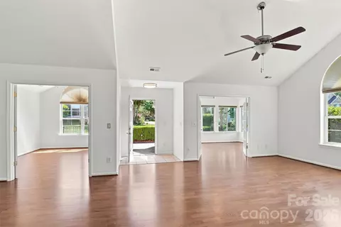 Living - 821 Ledgestone Ct, Tega Cay, SC 29708 photo 3 of 6