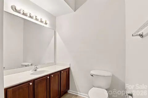 Bath - 821 Ledgestone Ct, Tega Cay, SC 29708 photo 4 of 4