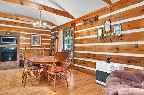 Dining - Rector Corner Road, Marshall, NC 28753 photo 1 of 4
