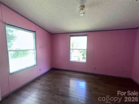 Bedroom - Rector Corner Road, Marshall, NC 28753 photo 3 of 4