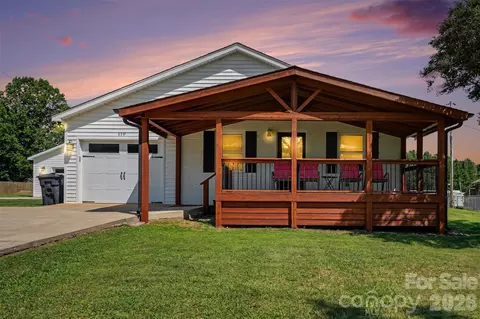 119 Wild Rose Loop, Mooresville, NC 28115