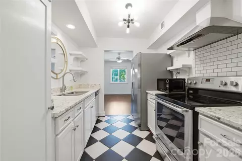 Kitchen - 8014 Westcape Dr, Denver, NC 28037 photo 1 of 3