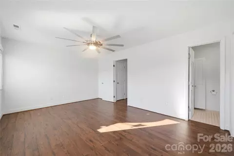 Bedroom - 8014 Westcape Dr, Denver, NC 28037 photo 3 of 3
