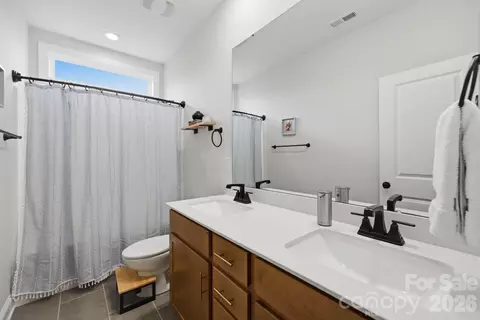 Bath - 4124 Millstream Rd, Denver, NC 28037 photo 6 of 6