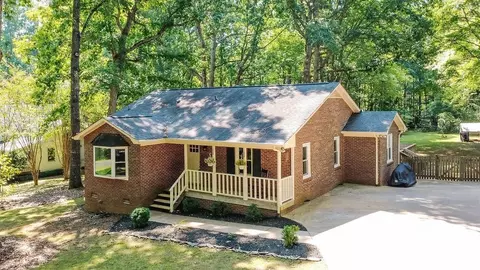 6713 High Gap Rd, Waxhaw, NC 28173