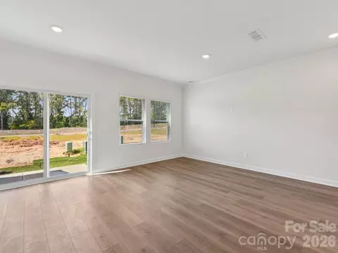Living - 504 Markridge Loop, Fort Mill, SC 29708 photo 1 of 2