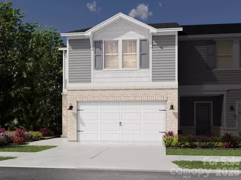 8300 Hidden Springs Trl, Charlotte, NC 28216