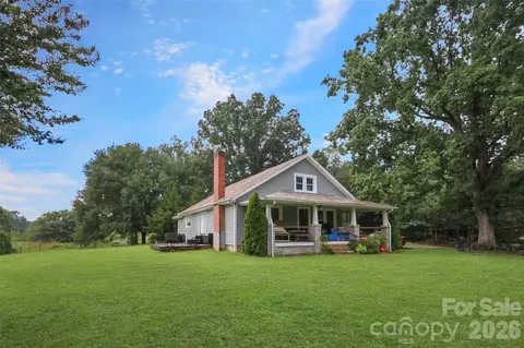 4888 Ruby Ln, Morganton, NC 28655 photo 4