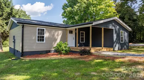 160 Green St, Connelly Springs, NC 28612
