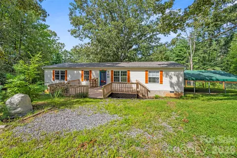16 Vance Cemetery Rd, Weaverville, NC 28787