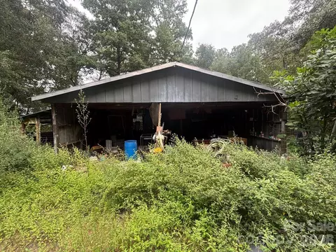 231 Deaton Rd, Mount Gilead, NC 27306