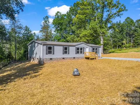 339 Bobby Mckinney Rd, Union Mills, NC 28167