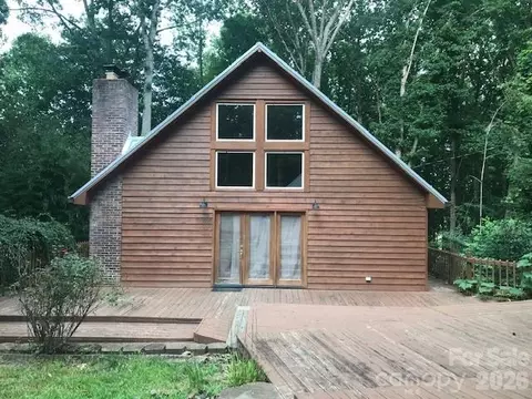 57 Sleepy Gap Rd, Arden, NC 28704