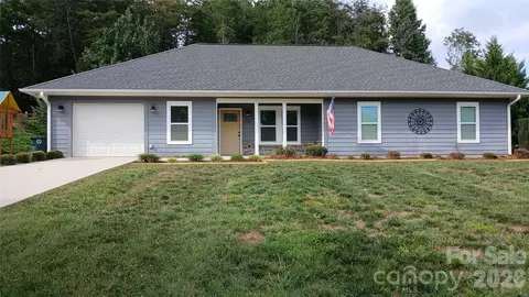 329 Springwood Ne Dr NE, Valdese, NC 28690