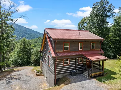 785 Orion Davis Rd, Waynesville, NC 28786
