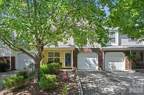 9618 Elizabeth Townes Ln, Charlotte, NC 28277