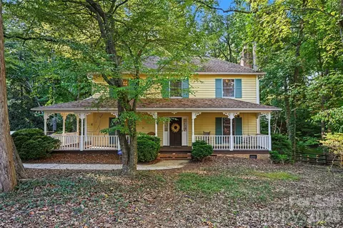 7030 Pleasant Dr, Charlotte, NC 28211