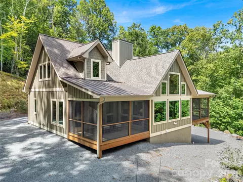 Exterior - 144 Laurel Crk, Cedar Mountain, NC 28718 photo 3 of 9