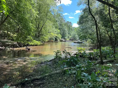 547 Stewart Rock Rd, Stony Point, NC 28678