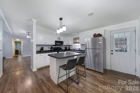 Kitchen - 1421 Suttle Rd, Lancaster, SC 29720 photo 1 of 1