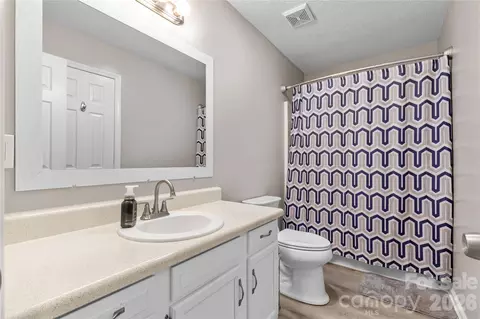 Bath - 2274 White Pine Ct, Lancaster, SC 29720 photo 1 of 2