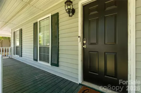 Exterior - 2274 White Pine Ct, Lancaster, SC 29720 photo 3 of 7