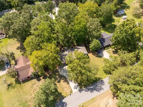 View/Area - 2274 White Pine Ct, Lancaster, SC 29720 photo 1 of 2