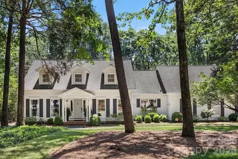 4234 Rotunda Rd, Charlotte, NC 28226