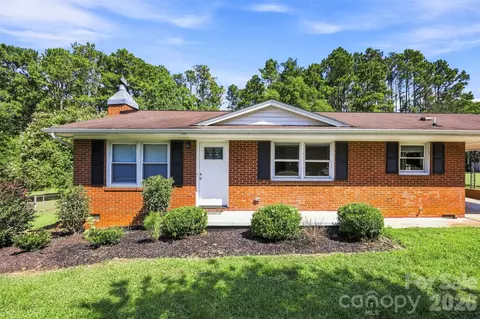 210 College Ave, Shelby, NC 28150