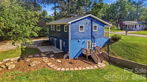 77 Trotter Pl, Asheville, NC 28806