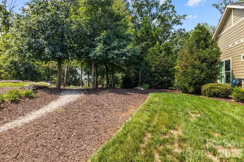 Exterior - 418 Flat Rock Dr, Denver, NC 28037 photo 11 of 11