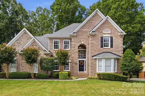 10104 Devonshire Dr, Huntersville, NC 28078