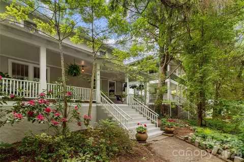 57 Conestee St, Asheville, NC 28801