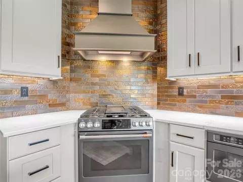 Kitchen - 73 Jackson Ridge Ln, Mill Spring, NC 28756 photo 5 of 5