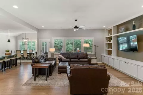 Living - 378 Broadleaf Dr, Denver, NC 28037 photo 1 of 5