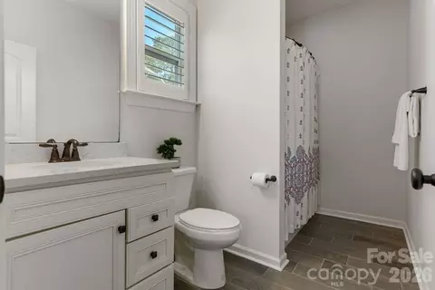 Bath - 378 Broadleaf Dr, Denver, NC 28037 photo 4 of 4
