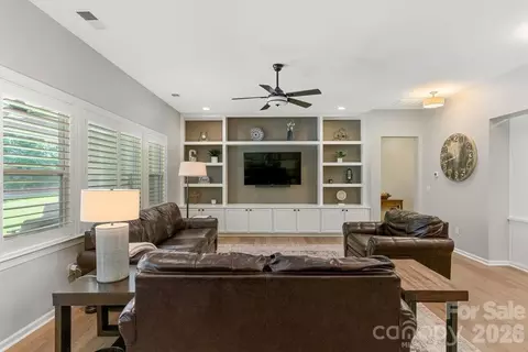 Living - 378 Broadleaf Dr, Denver, NC 28037 photo 2 of 5